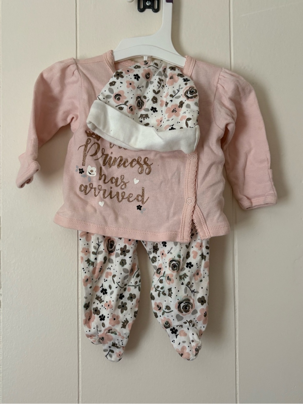 Gerber Pink Floral "Princess Has Arrived" Footed One-Piece with Hat